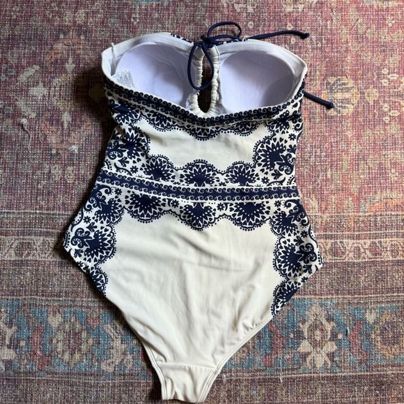 Boden Women’s size 10 Swimwear with Navy and Cream Design cutout - Picture 7 of 13